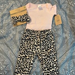 chick pea 3 Piece Outfit Baby Girl 3 - 6 Month